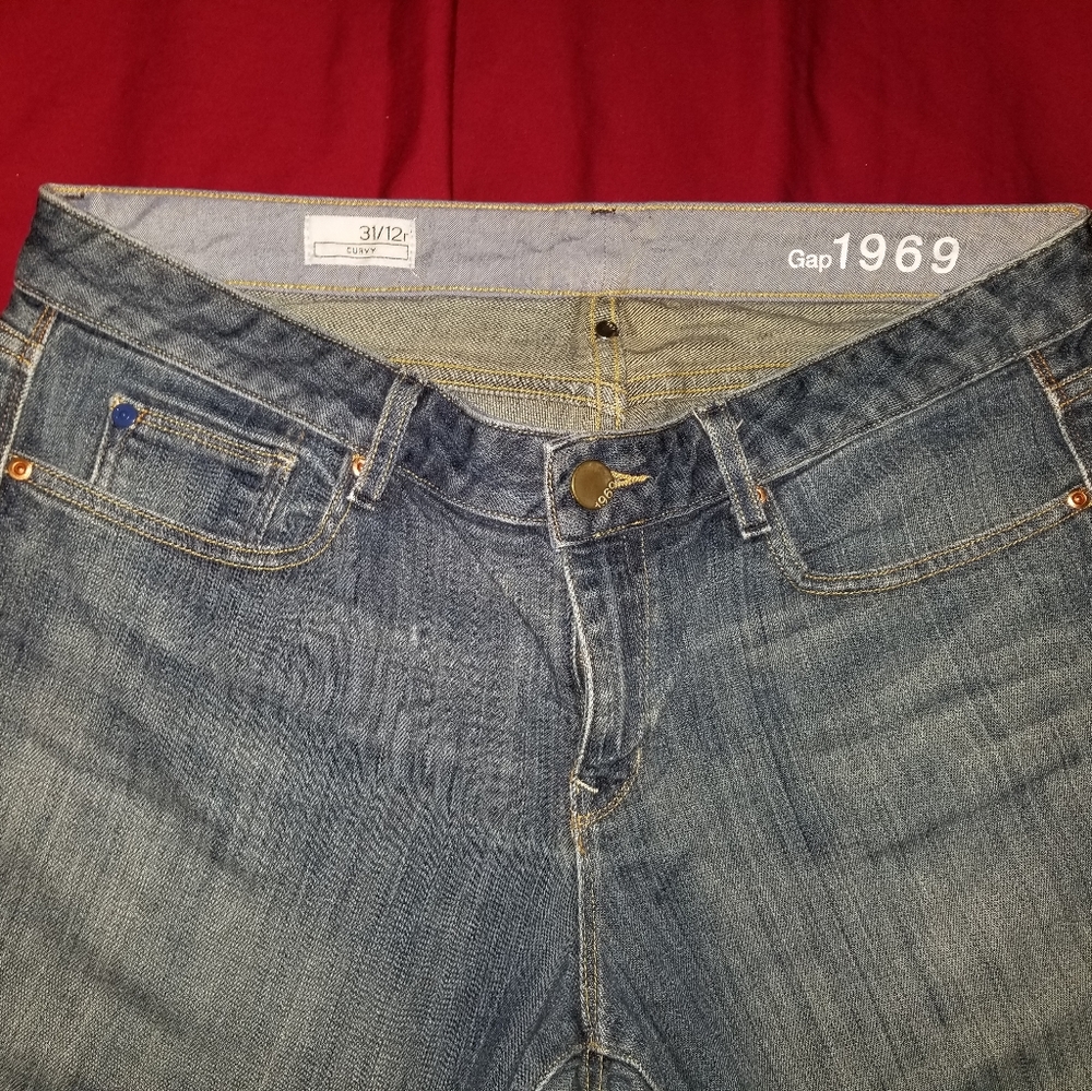 GAP curvy jeans